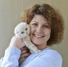 Annie, the founder of Meowkai